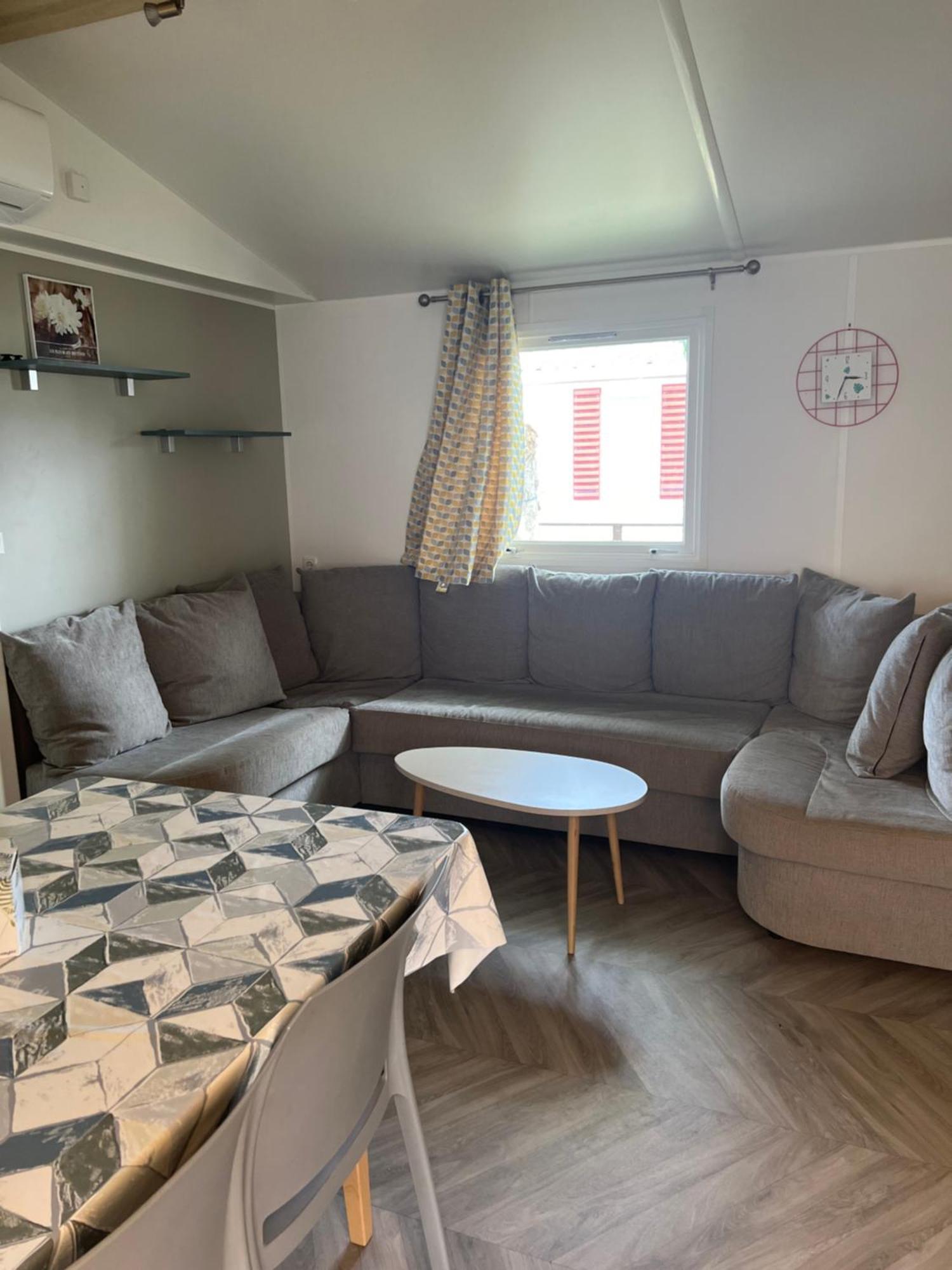 Mobilhome La Carabasse Vias Plage Eksteriør bilde