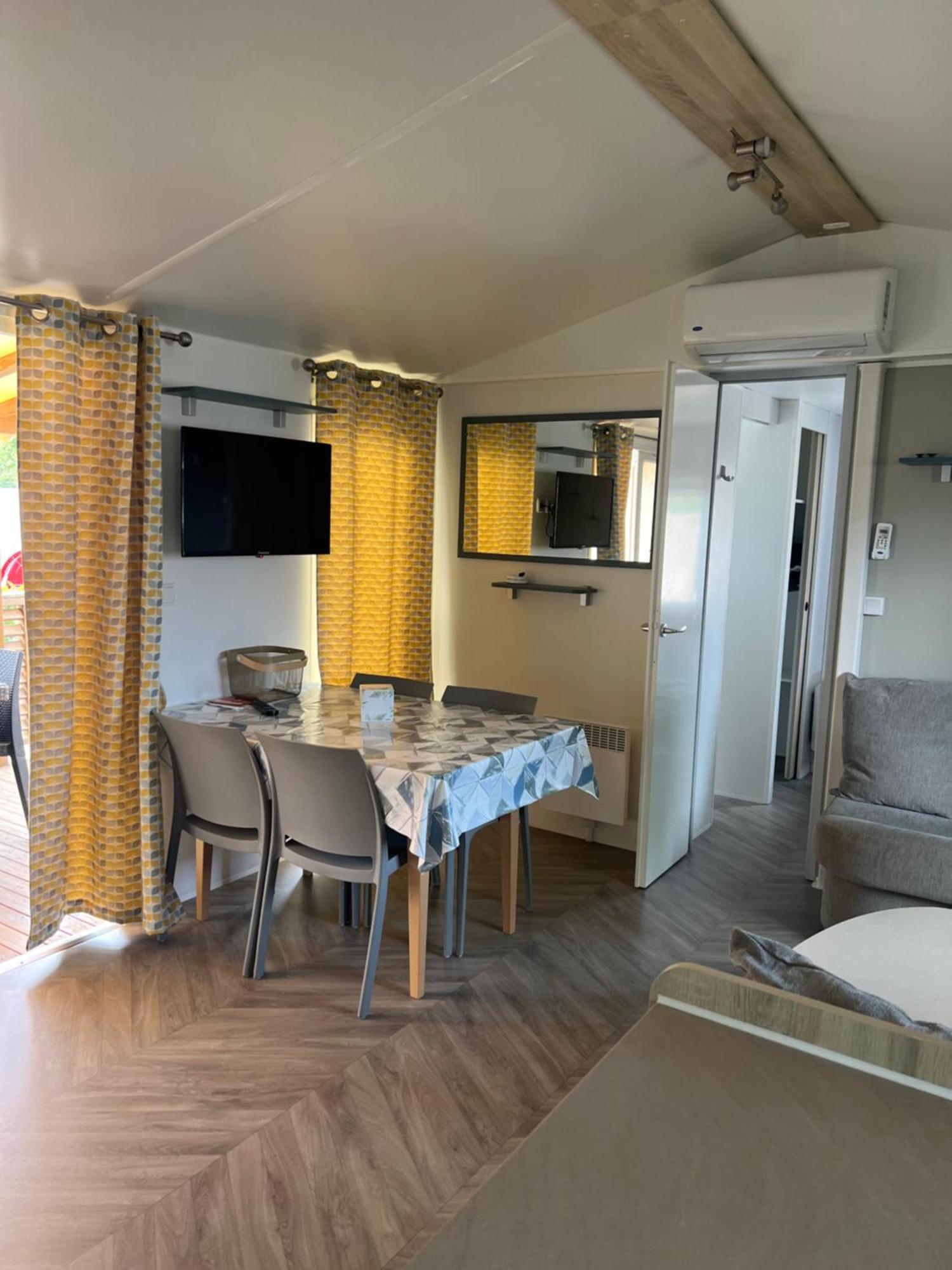 Mobilhome La Carabasse Vias Plage Eksteriør bilde